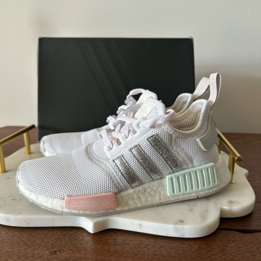 Adidas NMD_R1 Originals Pastel& Metallic Accents